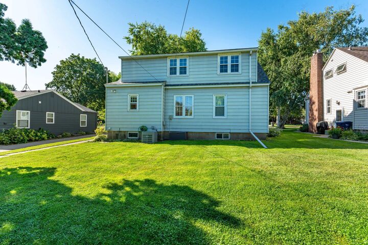 Property Photo:  612 W Vasa Avenue  MN 56537 