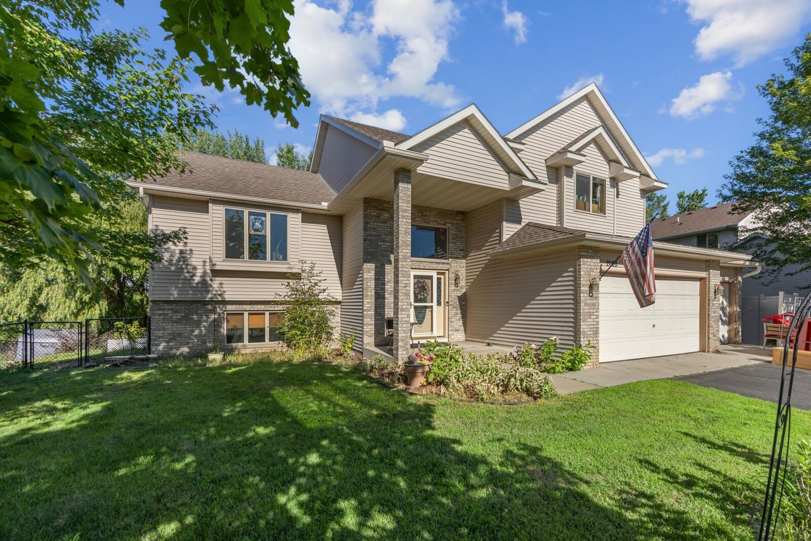 Property Photo:  2609 226th Lane NW  MN 55005 
