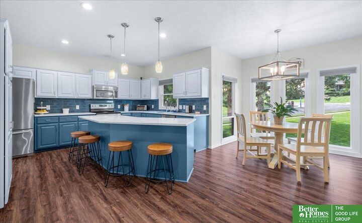 908 Wicklow Road  Papillion NE 68046 photo