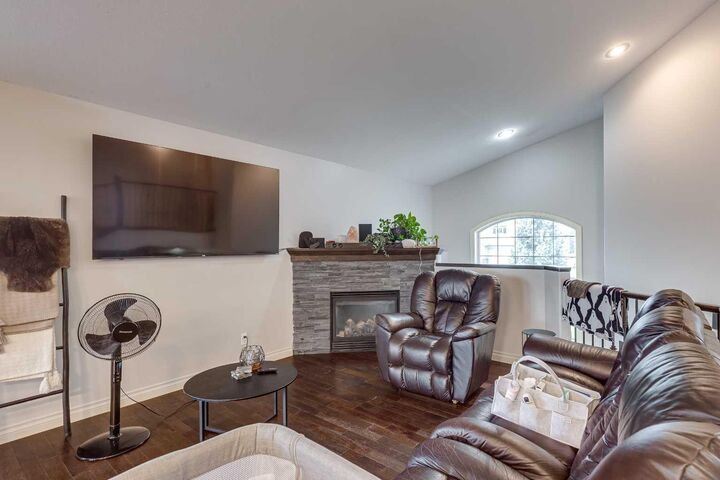 Property Photo: 4936 Aspen Lake Boulevard AB T4M 0J1