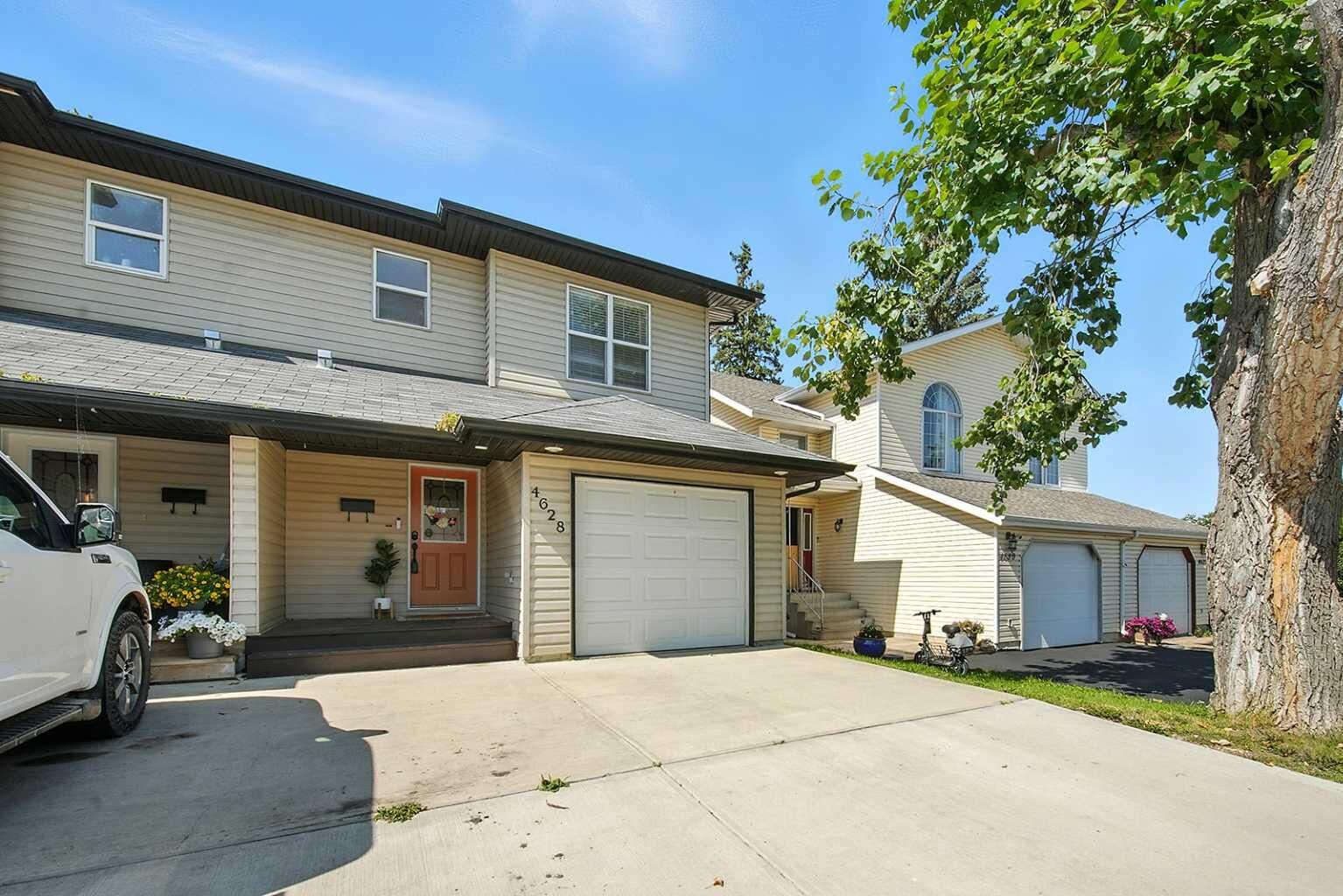 Property Photo:  4628 45 Street  AB T4S 1P1 