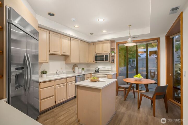 Property Photo: 7700 E Green Lake Drive N A7 WA 98103