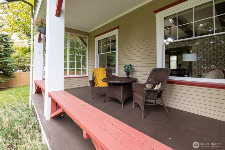 Property Photo: 1011 Caveness Drive WA 98531
