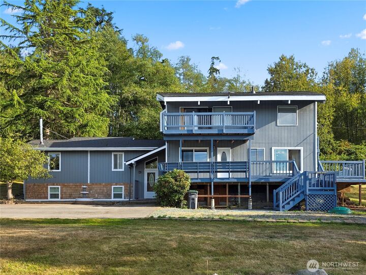 3153  Thunder Ln  Oak Harbor WA 98277 photo