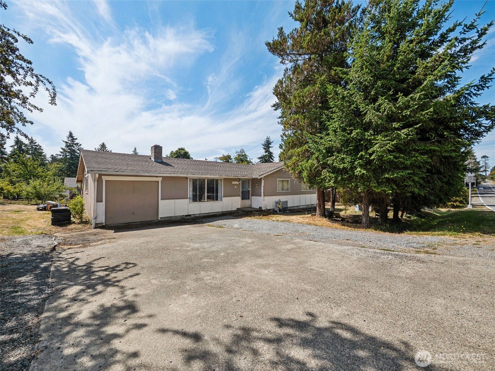 Property Photo:  25105  12th Avenue S  WA 98198 