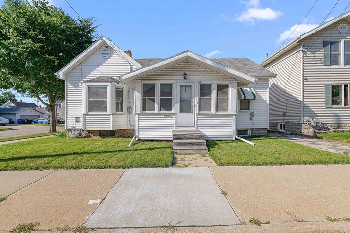356 W 9th Avenue  Oshkosh WI 54902 photo