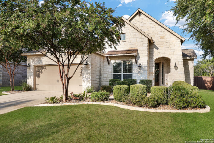 Property Photo: 3939 Monteverde Way TX 78261