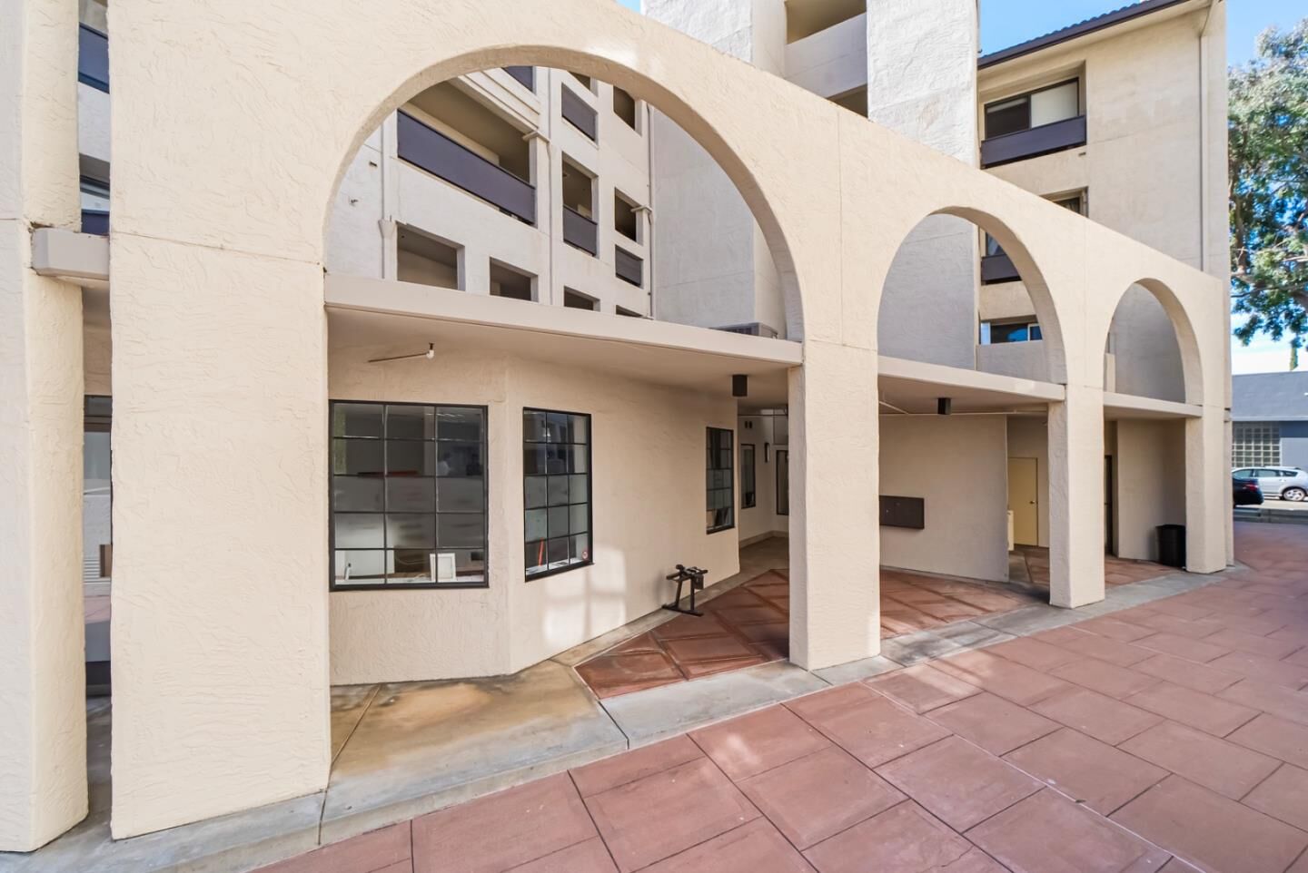 Property Photo: 165 Forest Avenue 2A CA 94301