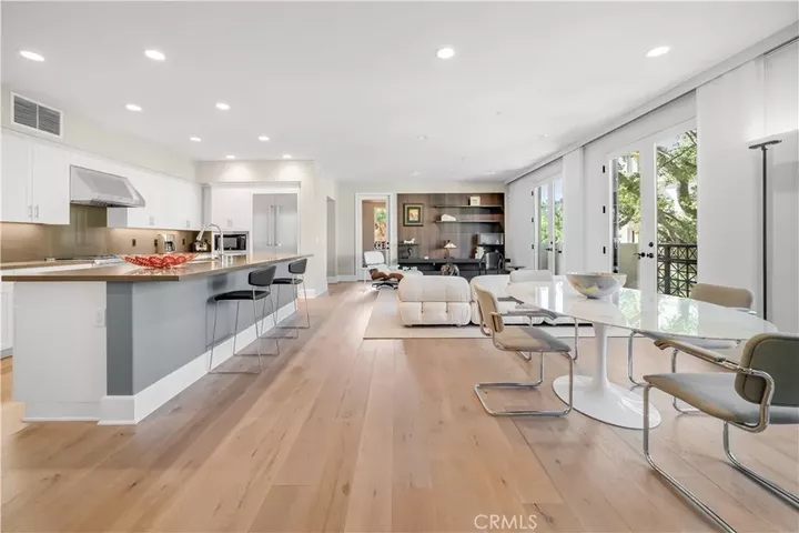 23500 Park Sorrento D21  Calabasas CA 91302 photo