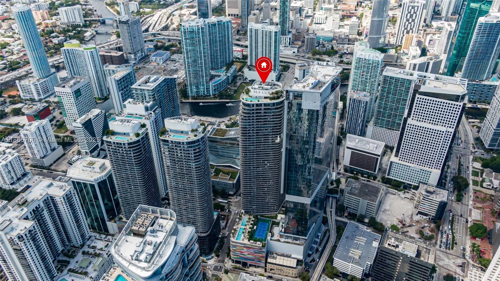 Property Photo: 801 S Miami Ave 4405 FL 33130