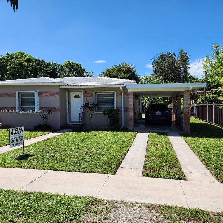 1120 NE 134th St  North Miami FL 33161 photo
