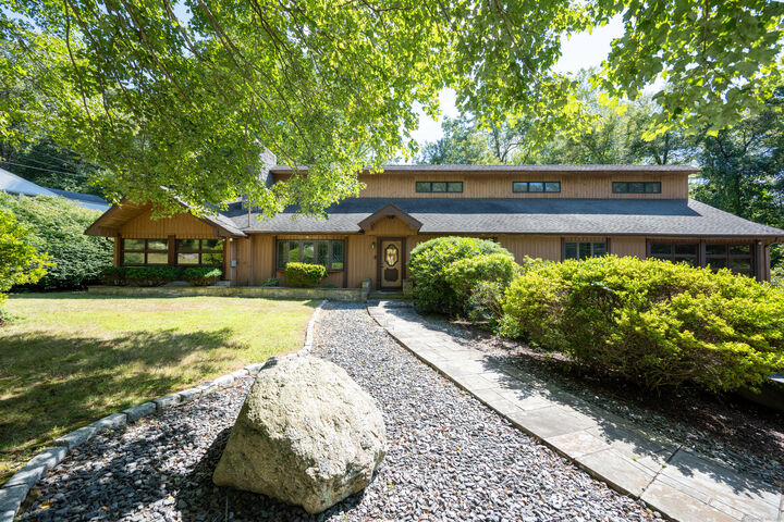 41 Blue Ridge Drive  Trumbull CT 06611 photo