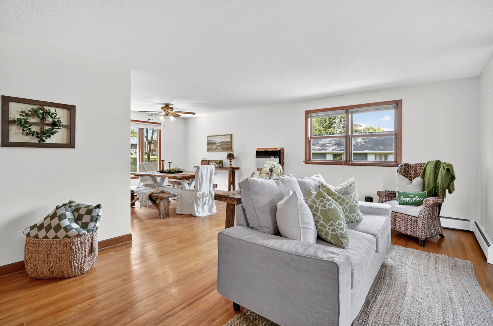 Property Photo: 99 Fairlane Drive CT 06109