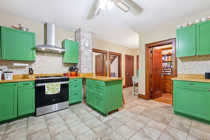Property Photo: 4 Old Colchester Road CT 06231