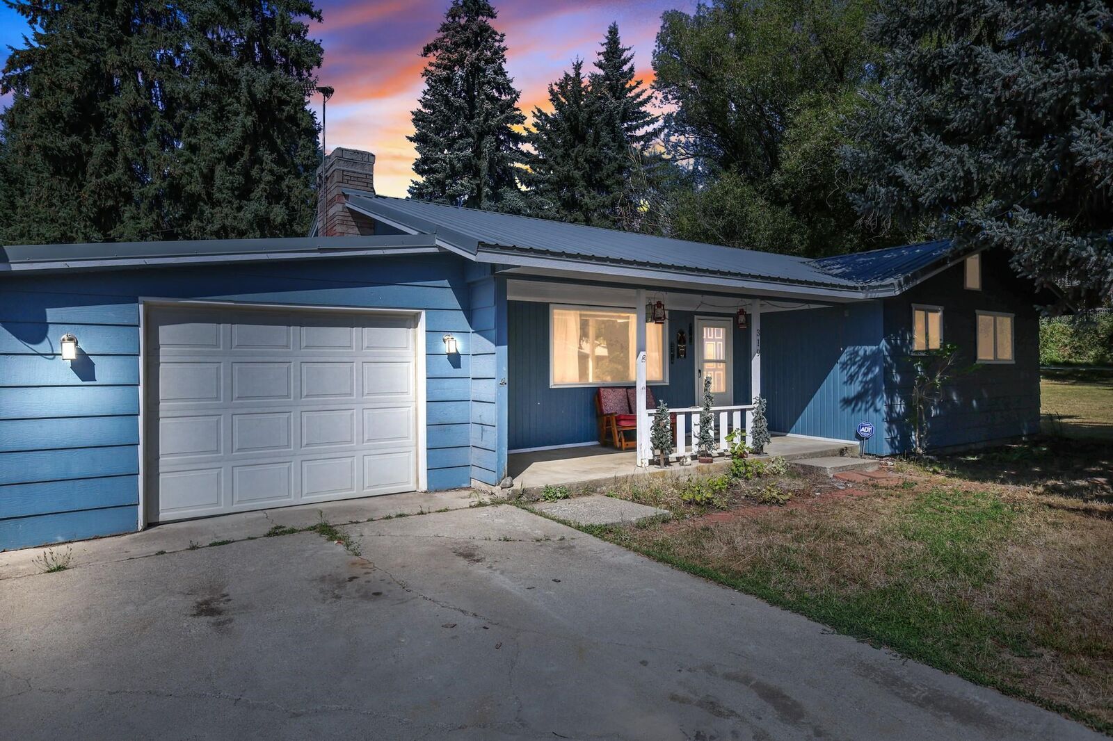 Property Photo: 319 N Fea Ave WA 99156