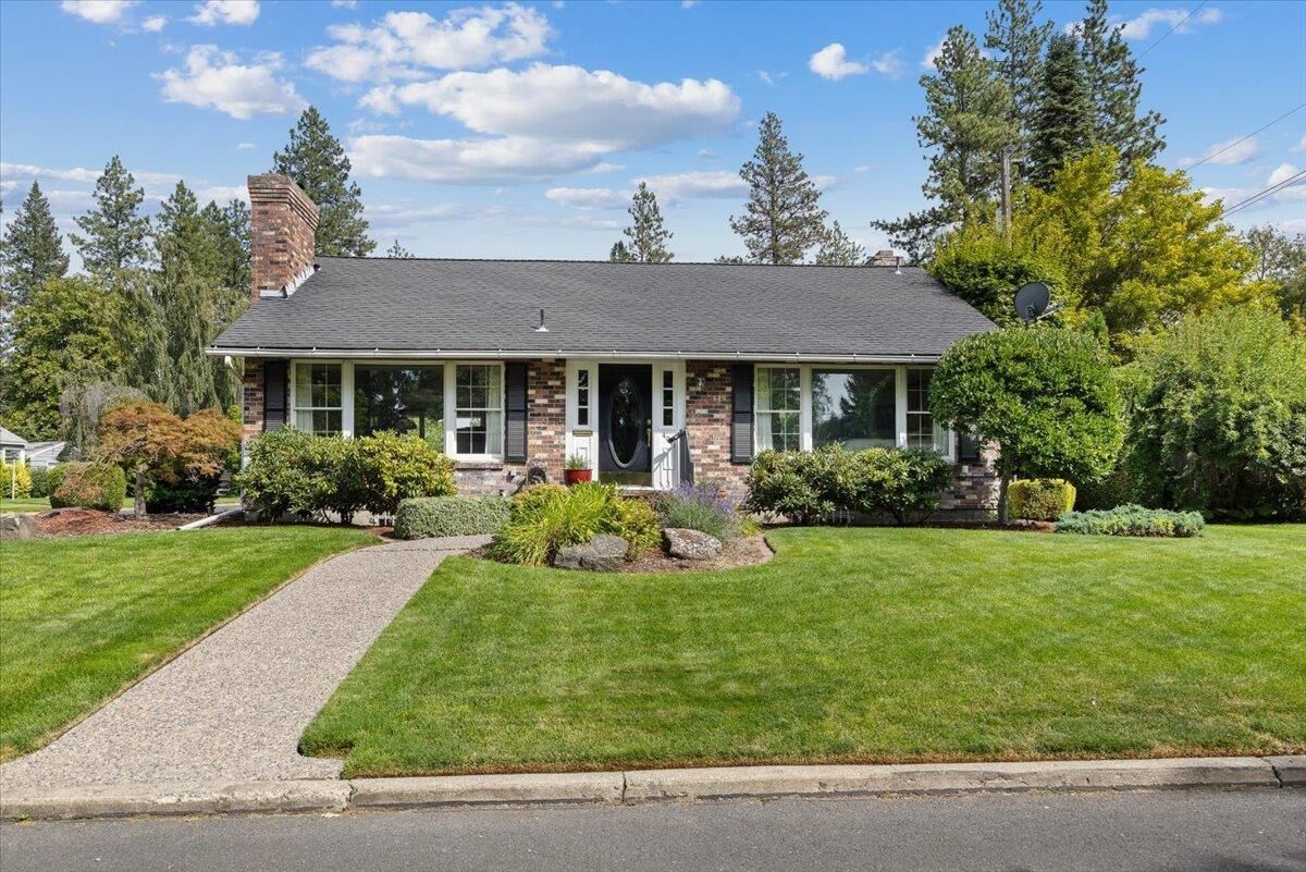 Property Photo:  4011 S Manito Blvd  WA 99203 