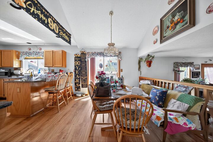 Property Photo:  612 E Wellington Dr  WA 99208 