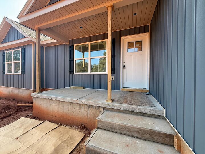 Property Photo:  1008 Patch Drive  SC 29302 