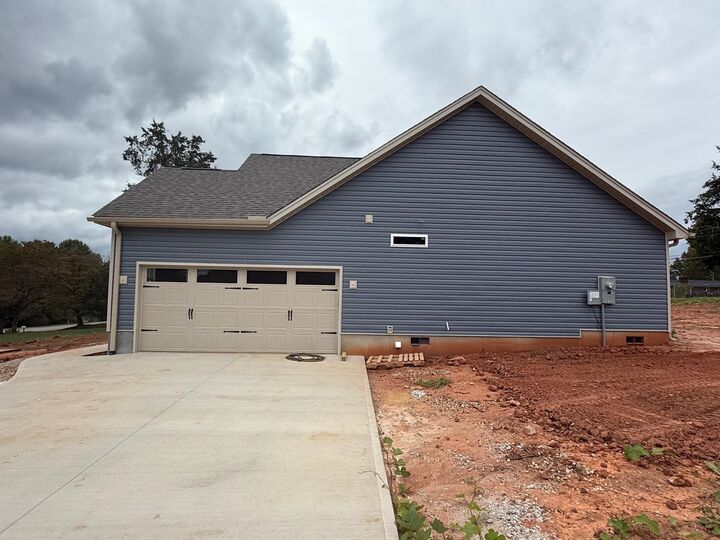 Property Photo: 1008 Patch Drive SC 29302