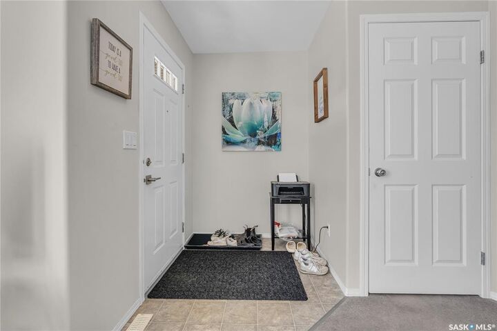 Property Photo: 135 Pawlychenko Lane 40 SK S7V 1K2