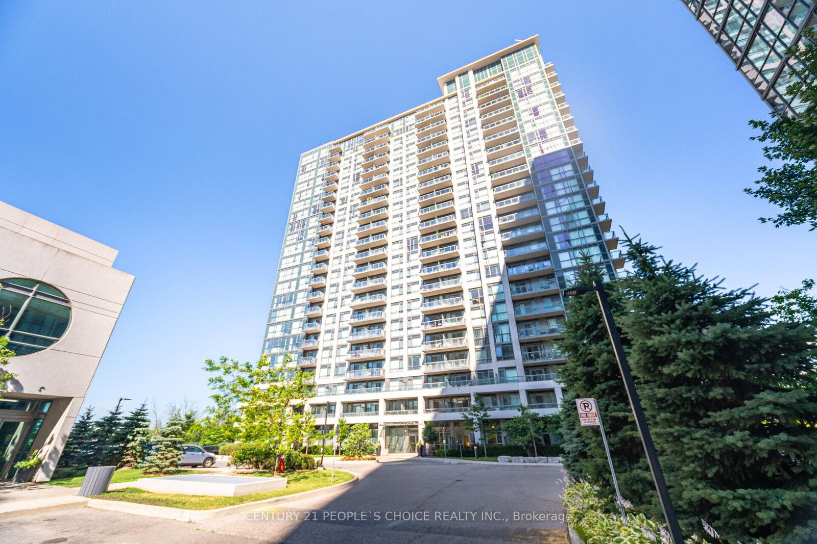 Property Photo: 349 Rathburn Road W 108 ON L5B 0G9