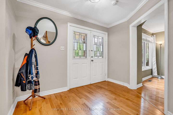 Property Photo:  21 Brushwood Crescent  ON L4N 7G6 