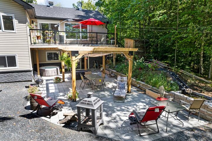 Photo de la propriété: 4031 Bolingbroke Road ON K0H 2B0