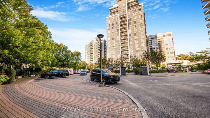 Photo de la propriété:  85 North Park Road 201  ON L4J 0H9