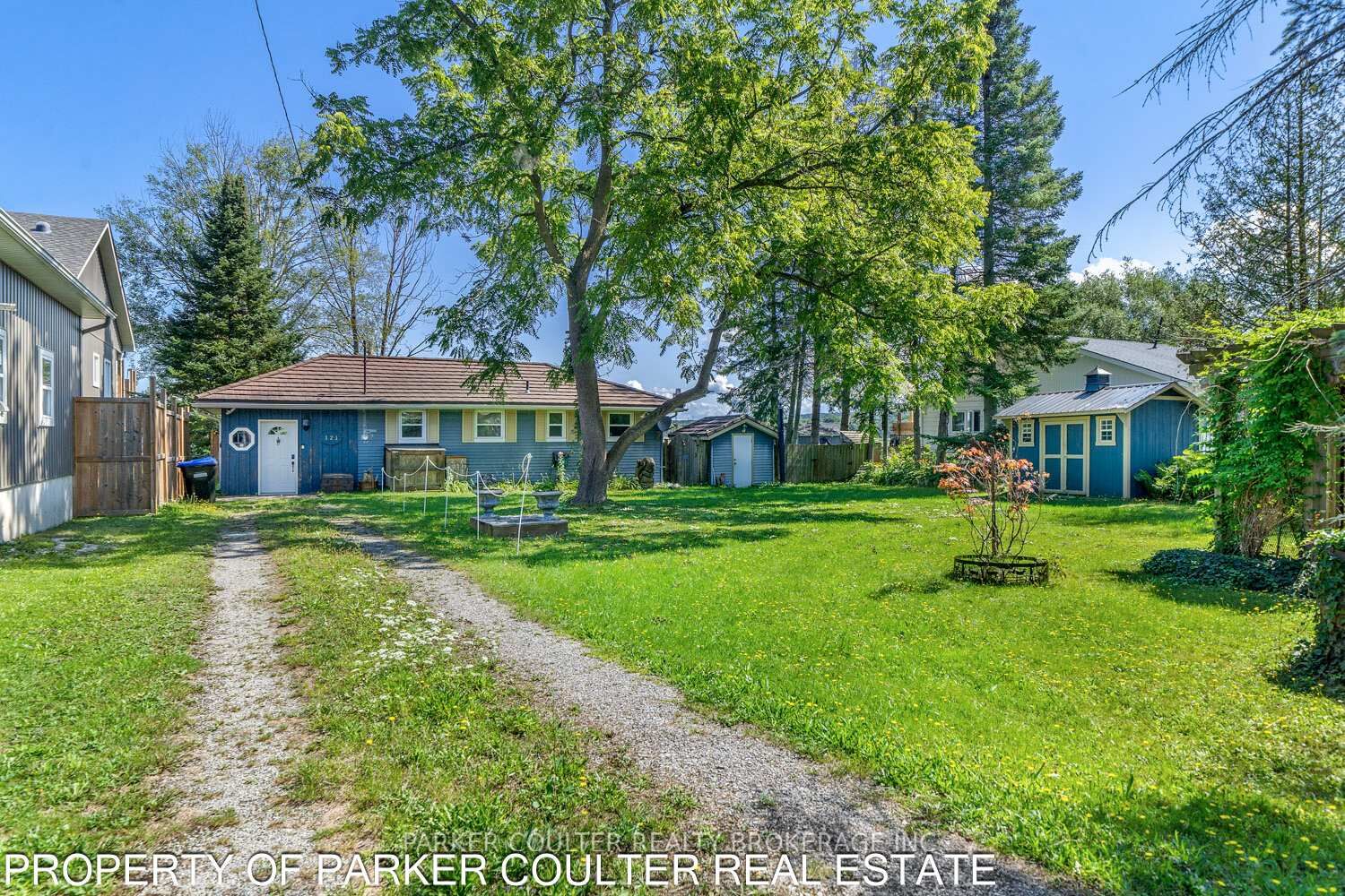 Property Photo: 121 Maskinonge Road ON L0K 2A0