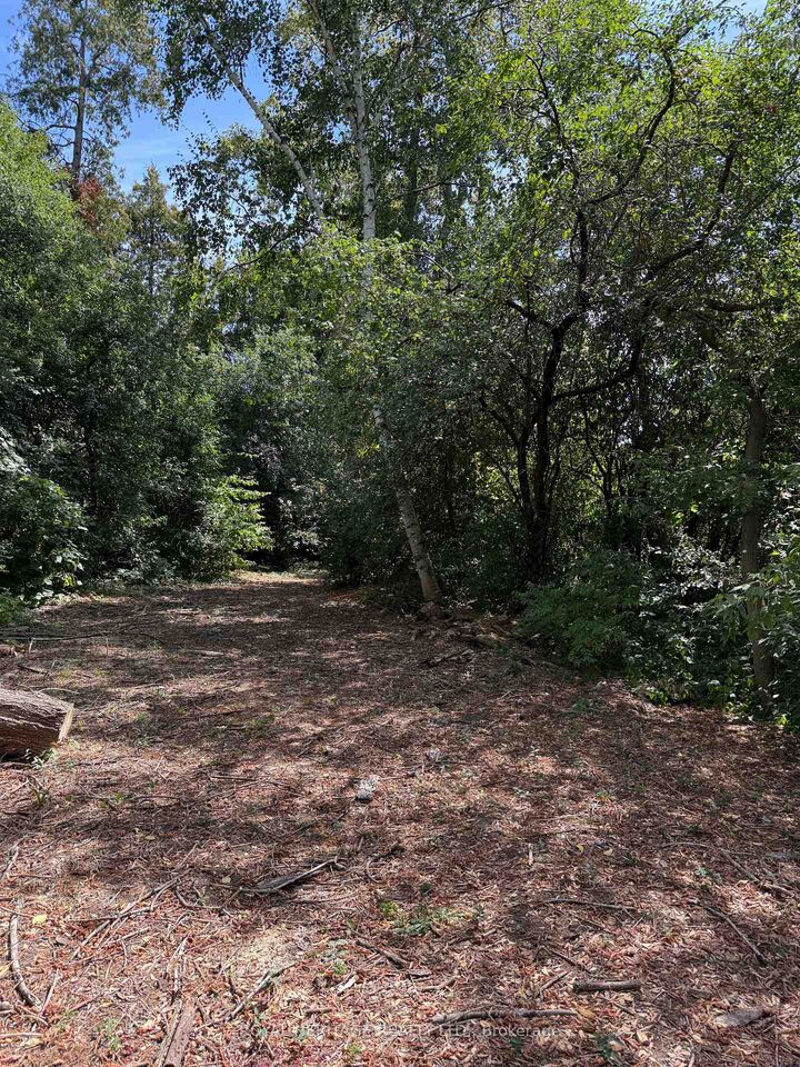 Property Photo:  1839 (Part 1) Pine Grove Avenue  ON L1V 1K7 