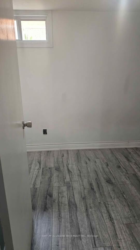 Photo de la propriété: 786 West Shore Boulevard Basement ON L1W 2V3