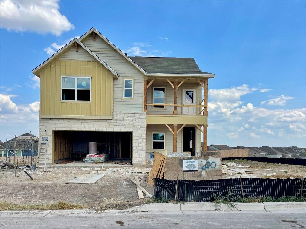 Property Photo: 600 Palo Brea Loop TX 78634