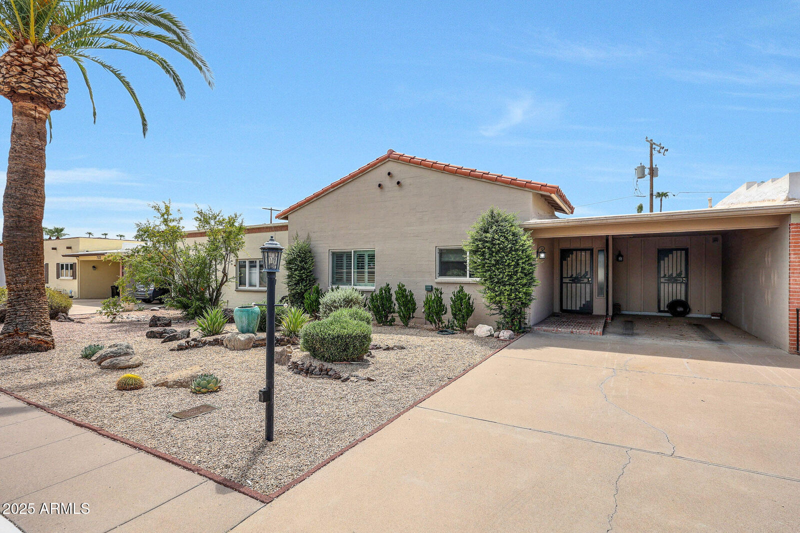 Property Photo:  7527 E Rancho Vista Drive  AZ 85251 
