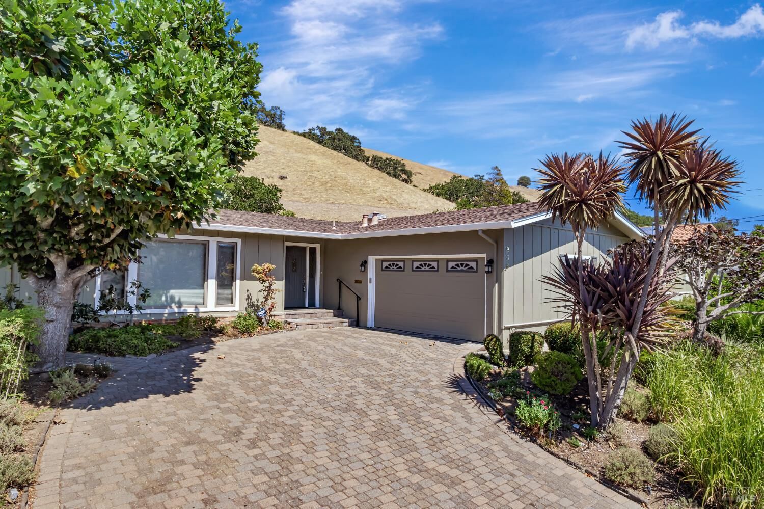 Property Photo: 936 Patricia Way CA 94903