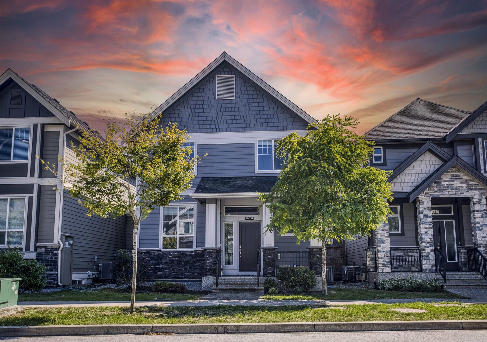 Property Photo: 16510 25A Avenue BC V3Z 0S2