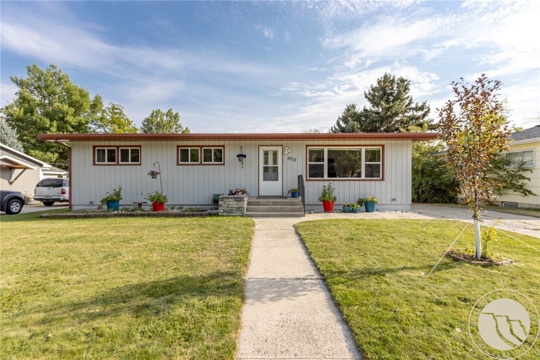 Property Photo:  2912 Stinson Avenue  MT 59102 