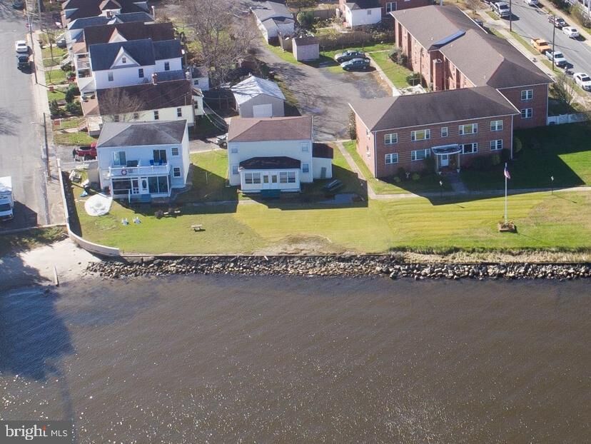 Property Photo: 904 & 906 Oakley Terrace MD 21613