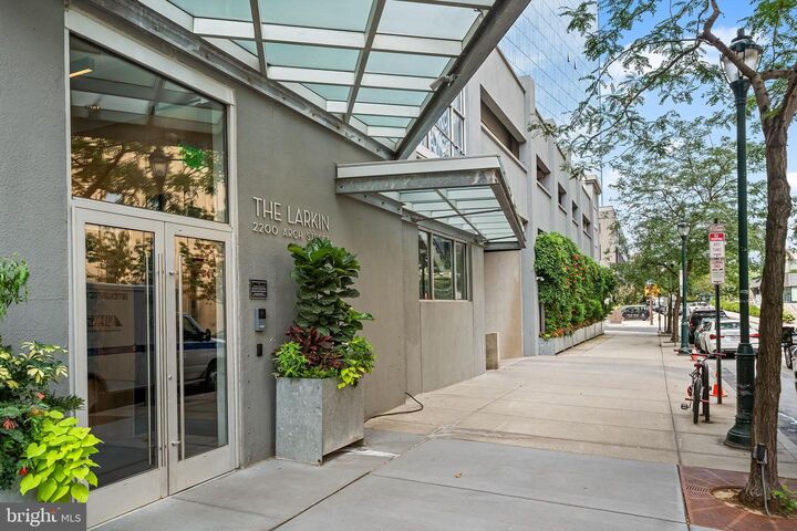 Property Photo: 2200 Arch Street 404 PA 19103