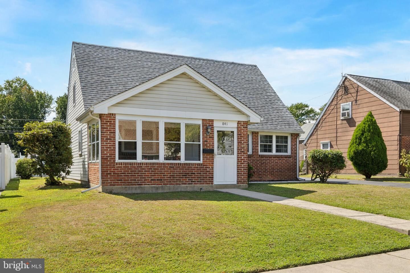 Property Photo: 841 Bobwhite Lane PA 19018