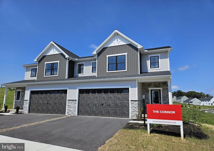 653 Brittany Drive  Mechanicsburg PA 17055 photo