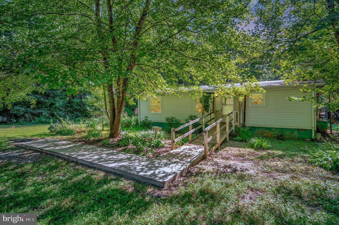 Property Photo: 13500 Shannon Hill Road VA 23093
