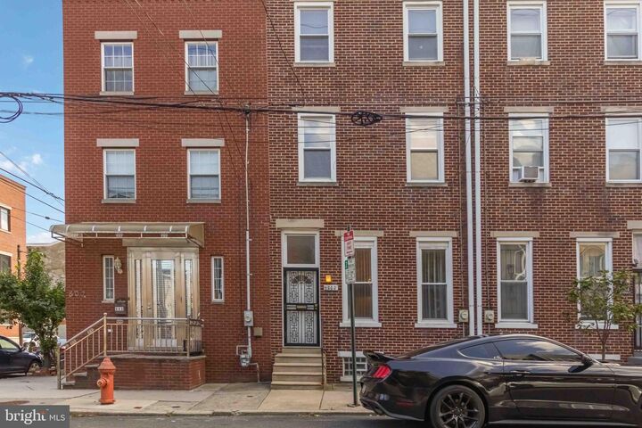 Property Photo: 1202 Mount Vernon Street PA 19123