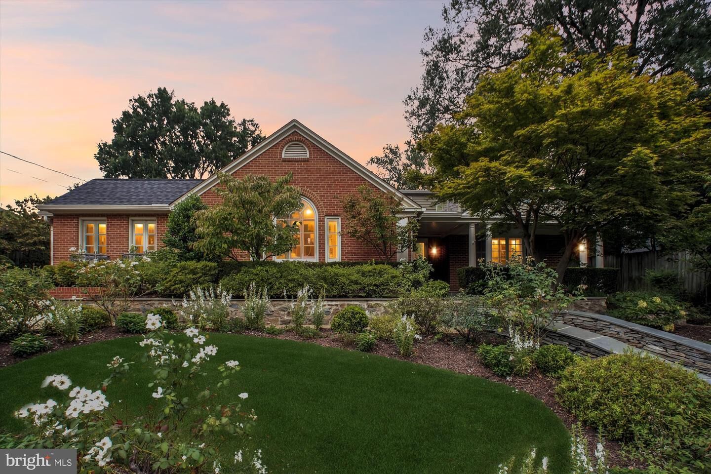 Property Photo:  2907 Dartmouth Road  VA 22314 