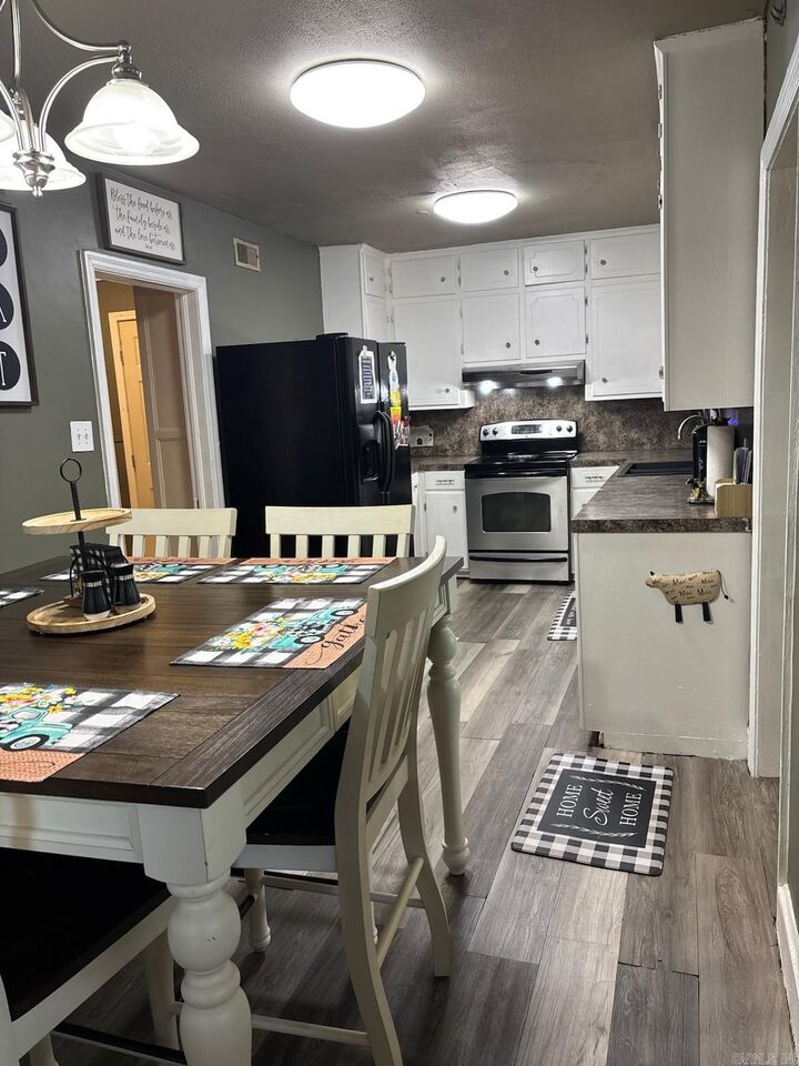 Property Photo:  1330 N Jackson  AR 71753 