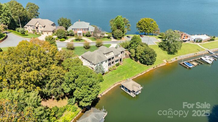 Property Photo: 271 44th Avenue Circle NW NC 28601