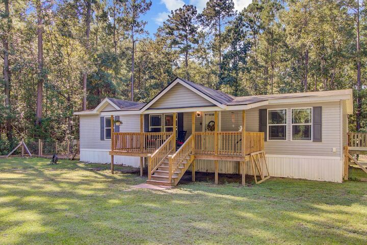 Property Photo: 1218 Spring Hill Church Road SC 29472