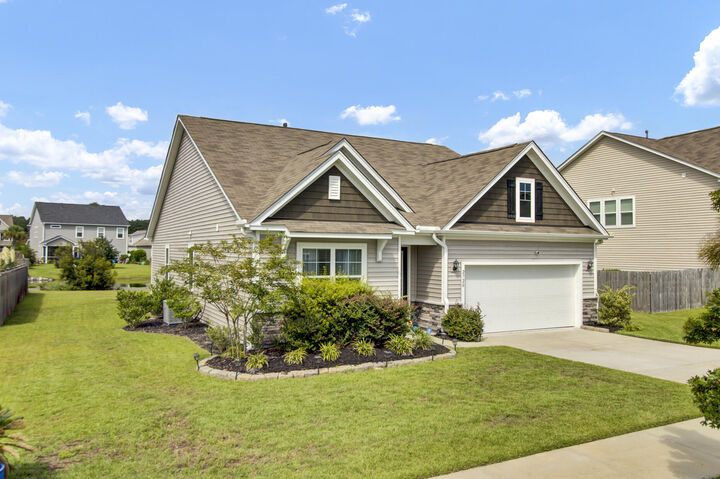 Property Photo: 2720 Harmony Lake Drive SC 29455