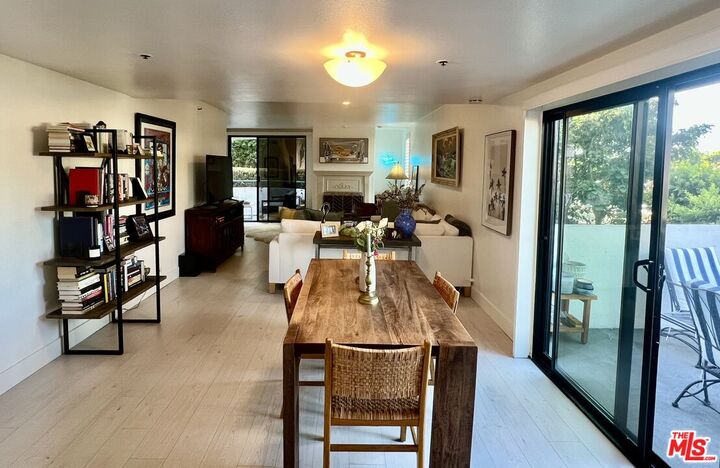 Property Photo:  2950 Neilson Way  CA 90405 