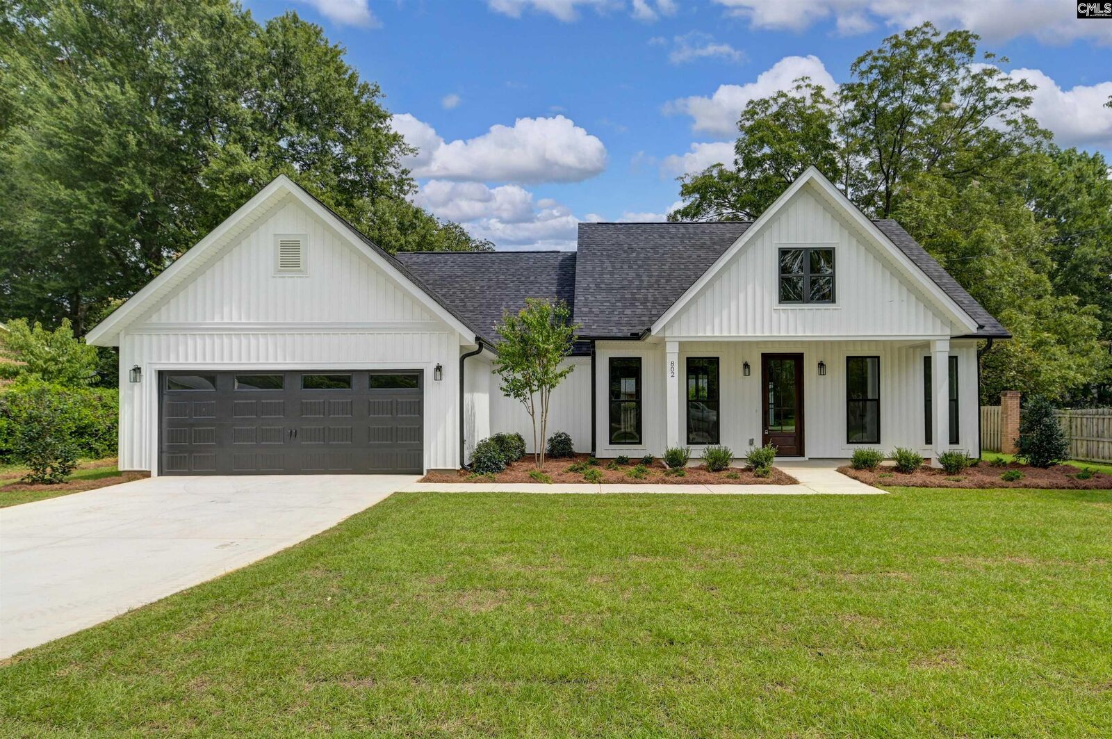 Property Photo: 802 Veterans SC 29209