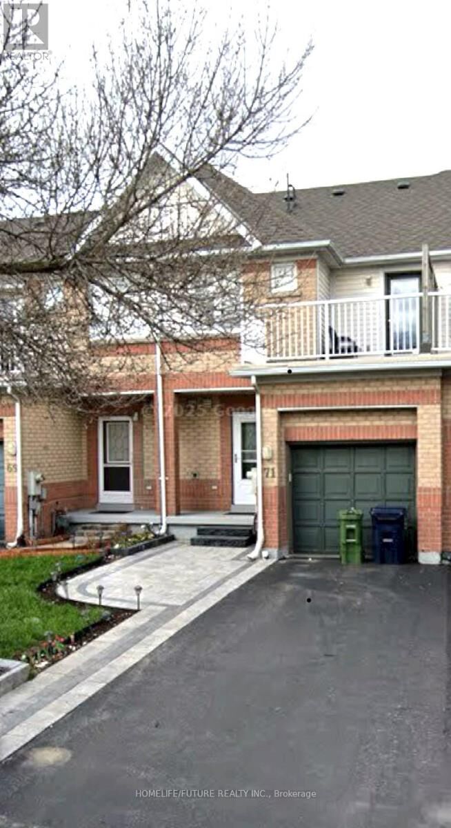 Property Photo: 71 Carrera Boulevard ON M1P 5C4